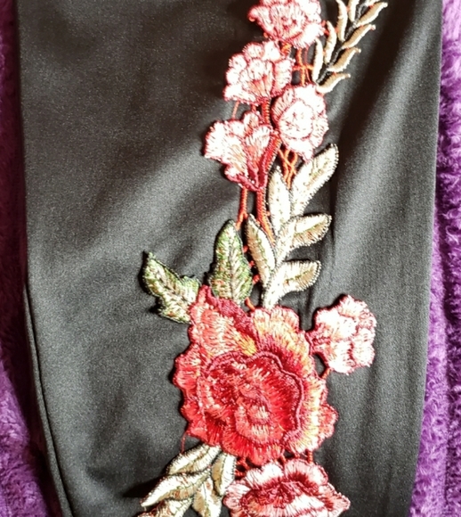 Trendy Cowboy embroidered pants - Picture 3 of 3